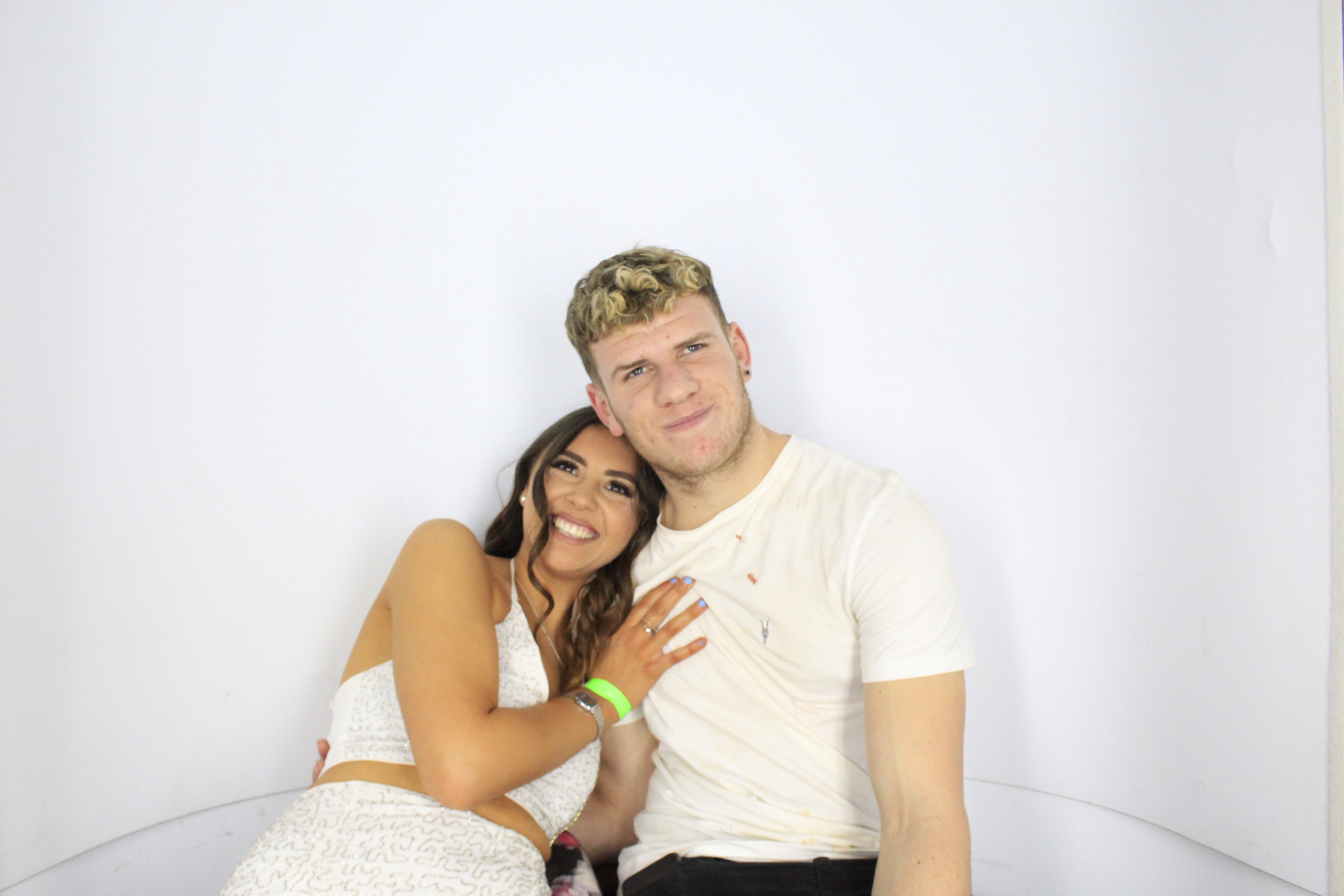 Issy & Alice's 18th Birthday Party | View more photos from the event at gallery.myphotoboothexperience.co.uk/u/MyPhotoBoothExperienceLtd/Issy-Alices-18th-Birthday-Party